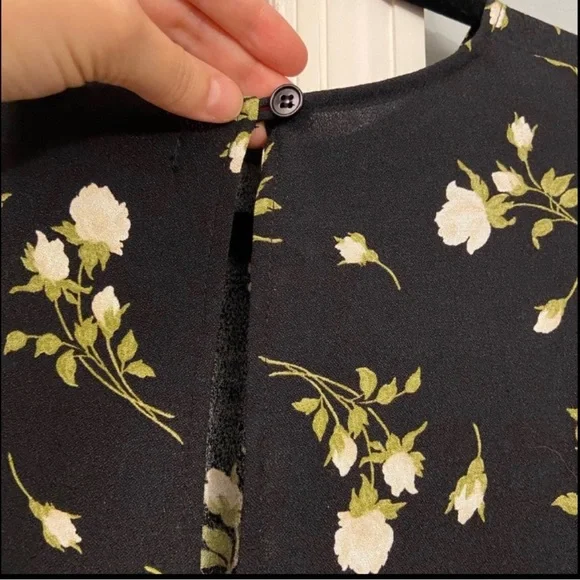 Reformation Moon Dress in Rosalie - Size: 4 - NWOT! - Picture 8 of 11